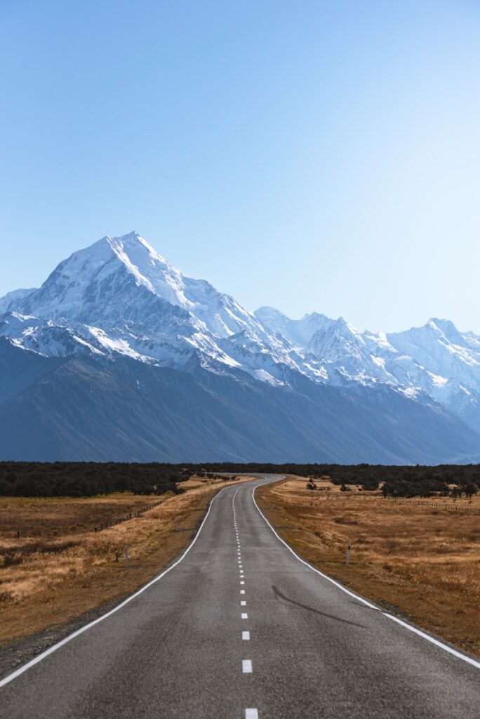 New Zealand mountains covered with snow 